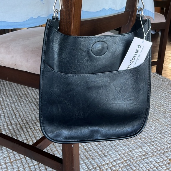 New with Tags Ahdorned Classic Vegan Leather Messenger Bag- no strap - Picture 2 of 5
